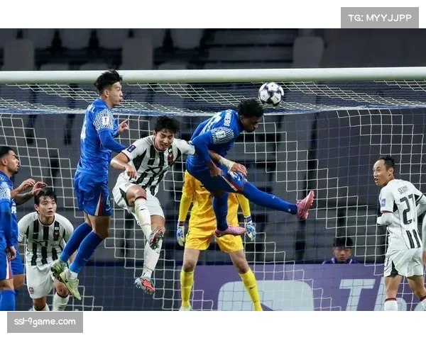 上海申花进攻套路丰富 路易斯头球破门展现默契配合