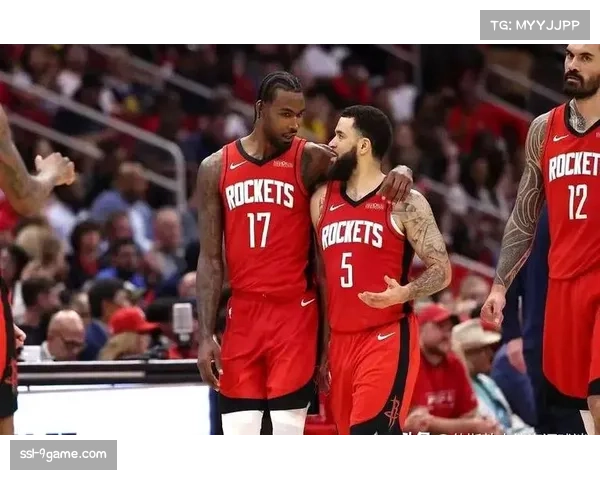 火箭阵容深度达十五人 范弗里特亚当斯伤停仍可组三套轮换